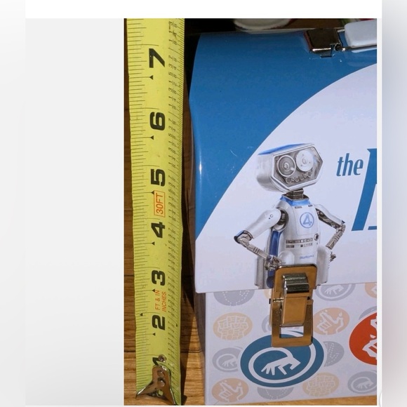 Fantastic Four First Steps, Limited Edition Collectible Tin Lunch Box Marvel NWT - Picture 7 of 7